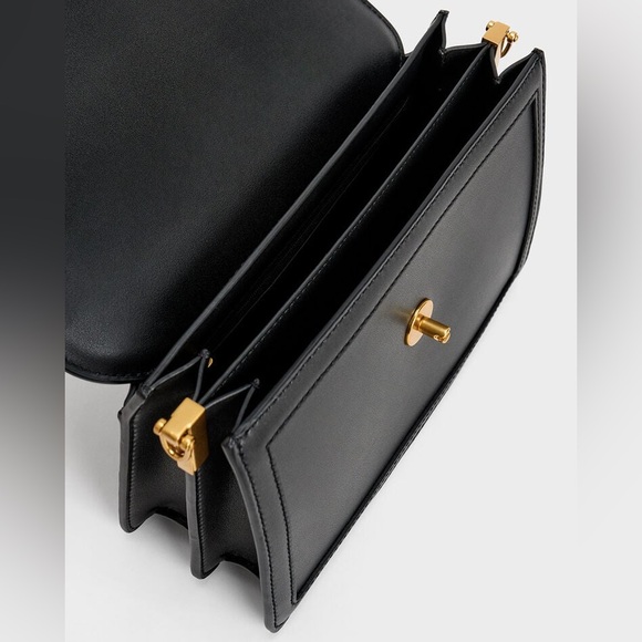 NWOT Charles & Keith Joelle Envelope Bag - Picture 5 of 11